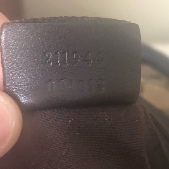 AUTHENTIC GUCCI BAG - Picture 6 of 8